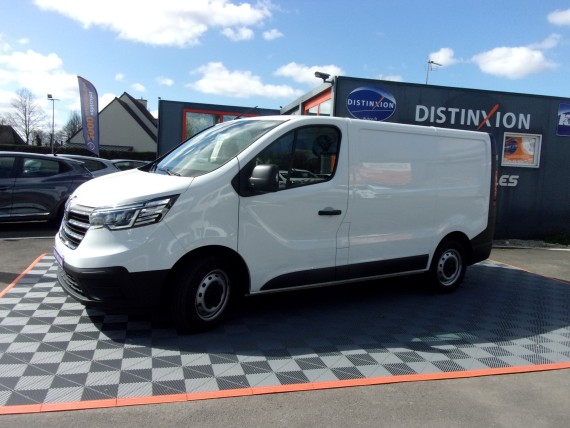 RENAULT TRAFIC FOURGON Trafic fourgon-004.jpg